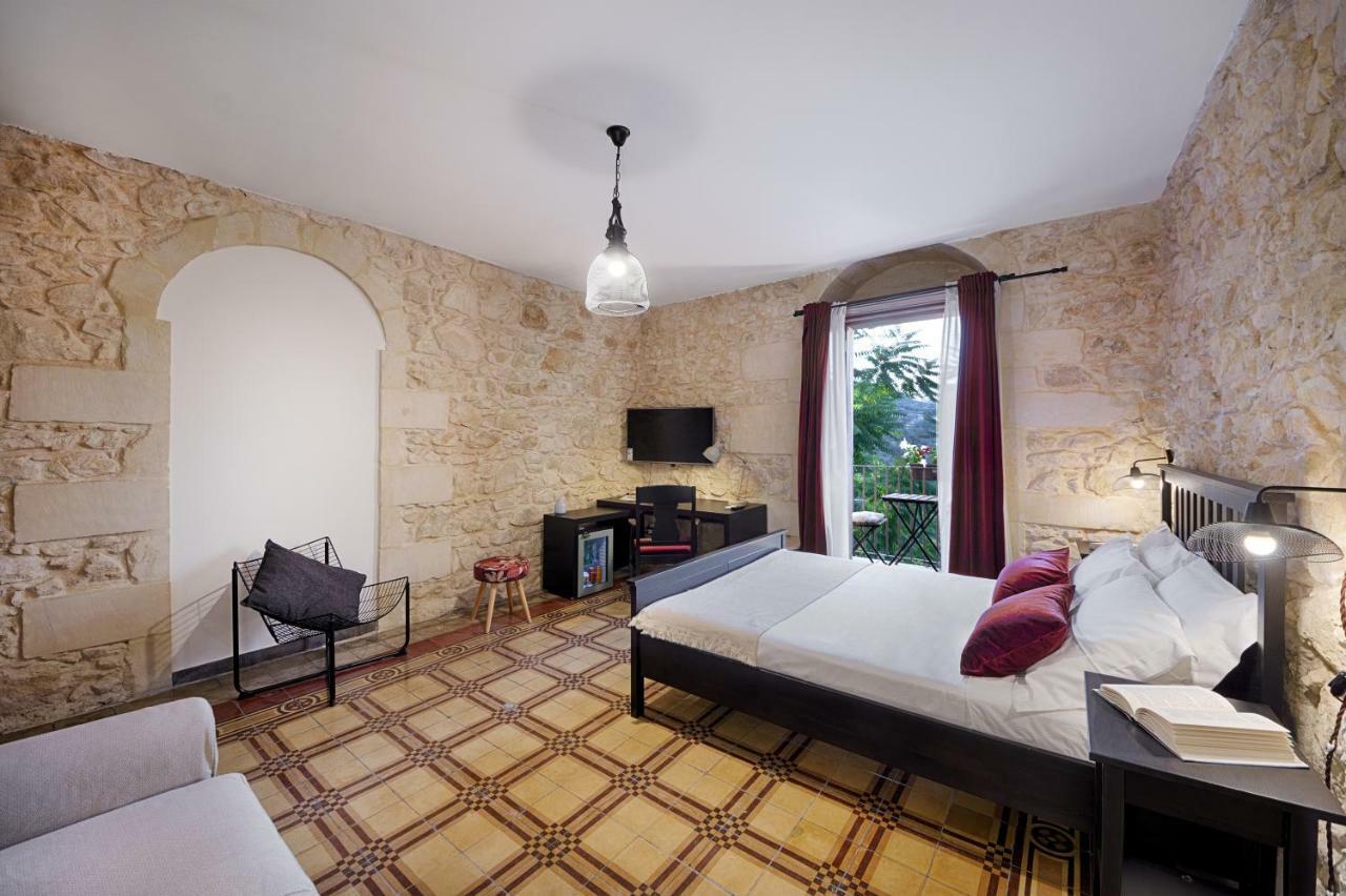 Centosedici Rooms Ragusa Exterior photo